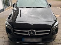 Schwarz Gebraucht 2019 Mercedes 180 Limousine | 22.799 € (Fairer Preis)