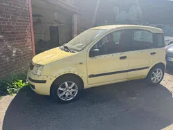 Gelb Gebraucht 2005 Fiat Panda Kleinwagen | 1.199 €