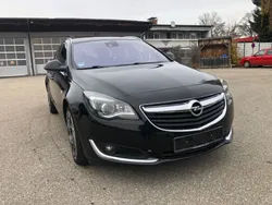 Schwarz Gebraucht 2016 Opel Insignia Sport Kombi | 8.600 € (Etwas zu teuer)