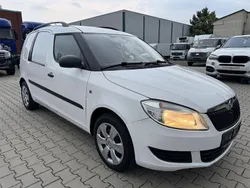 Weiß Gebraucht 2014 Skoda Roomster Van / Kleinbus | 2.490 € (Fairer Preis)