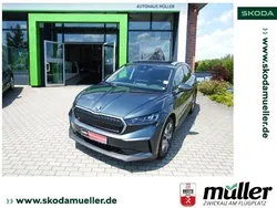 Grau (quarzgrau metallic) Gebraucht 2021 Skoda Enyaq iV ecoSuite SUV | 32.389 € (Fairer Preis)