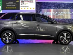 Grau perlglänzend/metallic Gebraucht 2019 Peugeot 5008 GTi Van / Kleinbus | 21.950 € (Etwas zu teuer)