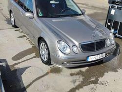 Gebraucht 2005 Mercedes E280 Avantgarde Kombi | 4.700 € (Etwas zu teuer)