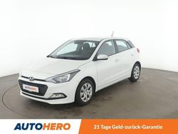 Weiß Gebraucht 2017 Hyundai i20 Trend Kleinwagen | 9.340 € (Fairer Preis)