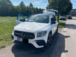 Weiß Gebraucht 2020 Mercedes GLB250 AMG line SUV | 38.250 € (Fairer Preis)