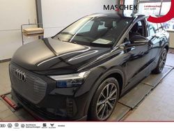 Mythosschwarz metallic Gebraucht 2022 Audi Q4 e-tron SUV | 19.440 € (Guter Preis)