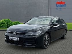 Grenadillschwarz metallic Gebraucht 2024 VW Passat R-line Kombi | 47.880 € (Fairer Preis)