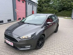 Grau Gebraucht 2016 Ford Focus Kombi | 5.690 € (Guter Preis)