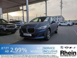Phytonicblau metallic Gebraucht 2024 BMW 216 Kombi | 23.885 € (Fairer Preis)