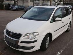 Weiß Gebraucht 2009 VW Touran Van / Kleinbus | 3.800 € (Fairer Preis)