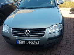 Grau Gebraucht 2004 VW Passat Trendline Kombi | 2.500 € (Fairer Preis)