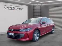 Rot Gebraucht 2024 VW Passat Elegance Kombi | 37.990 € (Fairer Preis)