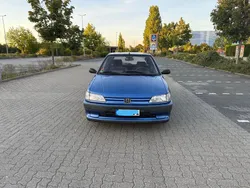 Blau Gebraucht 1997 Peugeot 306 Kleinwagen | 1.300 €