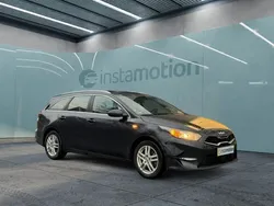 Schwarz Gebraucht 2023 Kia Ceed Kombi | 23.000 € (Guter Preis)
