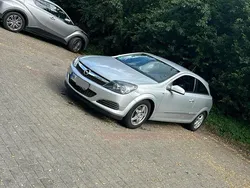 Grau Gebraucht 2008 Opel Astra GTC Coupé | 2.400 € (Etwas zu teuer)