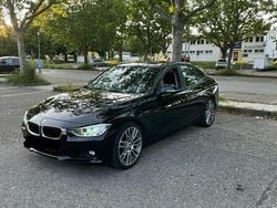 Schwarz Gebraucht 2015 BMW 320 Limousine | 10.499 € (Fairer Preis)