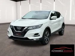 Weiß Gebraucht 2017 Nissan Qashqai Acenta SUV | 14.490 € (Fairer Preis)