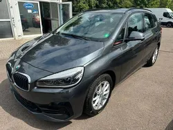 Grau Gebraucht 2021 BMW 218 Active Tourer Advantage Van / Kleinbus | 17.990 € (Guter Preis)