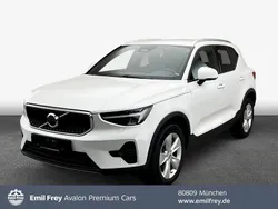 Weiß Gebraucht 2024 Volvo XC40 Core SUV | 34.890 € (Guter Preis)