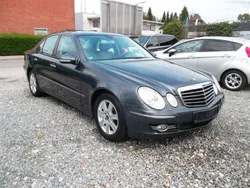Grau Gebraucht 2008 Mercedes E230 Avantgarde Limousine | 12.990 €