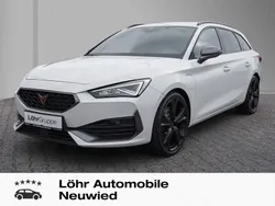 Candy weiß Gebraucht 2021 Cupra Leon VZ Kombi | 24.980 € (Guter Preis)