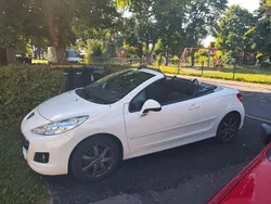 Weiß Gebraucht 2011 Peugeot 207 CC Urban Move Cabrio | 4.000 € (Fairer Preis)