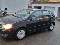 Schwarz Gebraucht 2005 VW Polo Limousine | 2.650 €