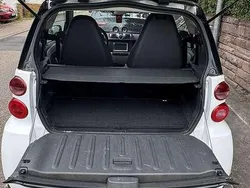 Weiß Gebraucht 2012 Smart ForTwo Coupé Kleinwagen | 4.500 € (Fairer Preis)