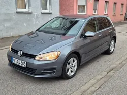 Grau Gebraucht 2014 VW Golf VII Limousine | 12.999 € (Guter Preis)