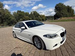 Weiß Gebraucht 2015 BMW 530 M Sport Limousine | 18.800 € (Teuer)