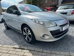 Grau Gebraucht 2012 Renault Mégane III Bose Edition Limousine | 4.650 € (Fairer Preis)