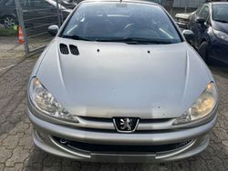 Grau Gebraucht 2004 Peugeot 206 CC Roland Garros Cabrio | 999 € (Superpreis)