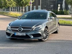 Grau Gebraucht 2016 Mercedes CLS400 Shooting Brake Kombi | 24.990 €