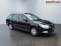 Schwarzmagic perleffekt Gebraucht 2011 Skoda Octavia Ambiente Kombi | 3.000 € (Guter Preis)