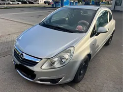 Silber Gebraucht 2006 Opel Corsa Kleinwagen | 1.750 € (Fairer Preis)