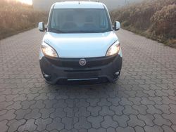 Weiß Gebraucht 2016 Fiat Doblò Lounge Van / Kleinbus | 7.950 € (Superpreis)