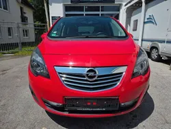 Rot Gebraucht 2010 Opel Meriva Innovation Van / Kleinbus | 3.391 € (Fairer Preis)
