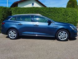 Grau Gebraucht 2020 Renault Mégane IV Business Limousine | 14.780 € (Fairer Preis)