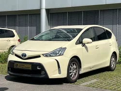 Weiß Gebraucht 2016 Toyota Prius+ Comfort Van / Kleinbus | 11.500 € (Guter Preis)