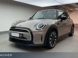 Rooftop grey metallic Gebraucht 2023 Mini Cooper Classic Kleinwagen | 23.990 € (Fairer Preis)