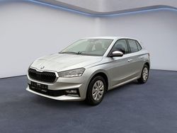 Silber Neu 2025 Skoda Fabia Essence Limousine | 17.980 € (Guter Preis)