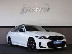 Weiß Gebraucht 2024 BMW 330 Performance Limousine | 37.400 €
