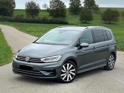 Grau Gebraucht 2017 VW Touran Highline Van / Kleinbus | 23.799 € (Etwas zu teuer)