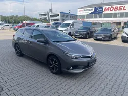Grau Gebraucht 2018 Toyota Auris Touring Sports Edition-S Kombi | 8.900 € (Guter Preis)