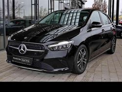 Unilack nachtschwarz Gebraucht 2024 Mercedes B200 Progressive Van / Kleinbus | 29.490 € (Guter Preis)