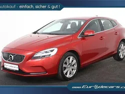Rot Gebraucht 2018 Volvo V40 Kombi | 16.500 € (Fairer Preis)