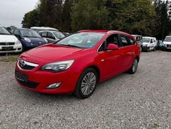 Rot Gebraucht 2011 Opel Astra Sport Kombi | 2.950 € (Guter Preis)