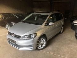 Silber Gebraucht 2016 VW Touran Van / Kleinbus | 15.990 € (Fairer Preis)