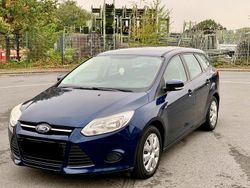 Blau Gebraucht 2011 Ford Focus Trend Kombi | 2.900 € (Fairer Preis)