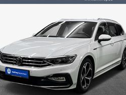 Weiß Gebraucht 2024 VW Passat R-line Kombi | 31.890 € (Etwas zu teuer)